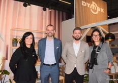 Krysta Veilleux, Thorsten Kjeldsen, Kristian Kristiansen en Kirsten Lek van Dymak. Tijdens de beurs werden er ook klanten en geïnteresseerden van de beurs naar hun nieuwe showroom gependeld. Er werd uitgelicht hoe zij hun klanten ondersteunen door middel van hun privat labels en advisering in het gebruik van materialen, stijlen en kleuren.